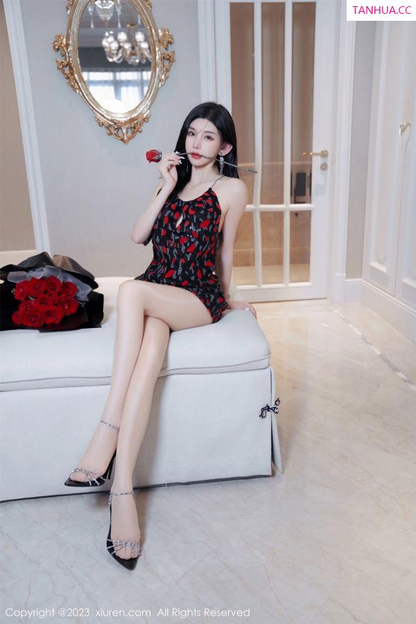 周于希dummy  [XiuRen]高清写真图 2023.06.09 No.6894 周于希Sally 丝袜美臀第16张图片